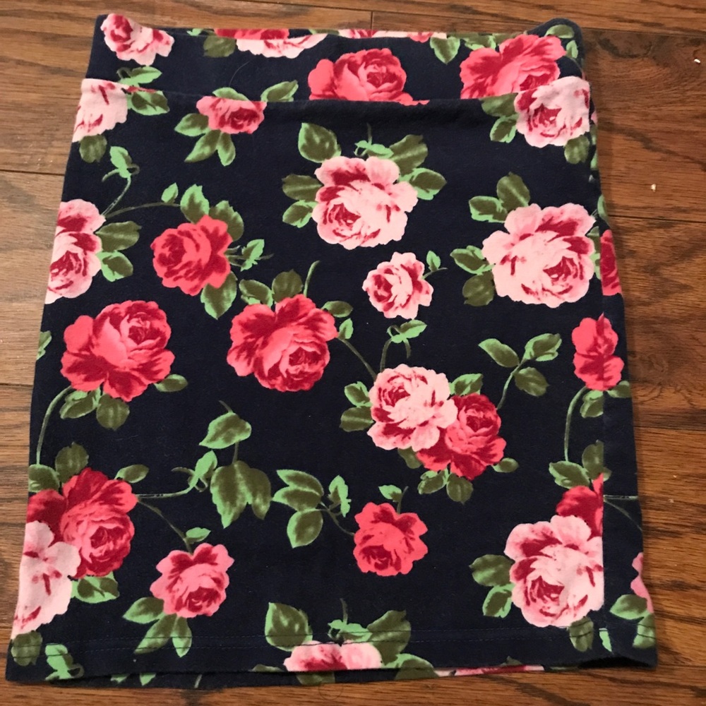 Floral Stretch Mini Skirt